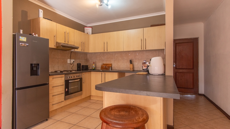 2 Bedroom Property for Sale in Parklands East Western Cape
